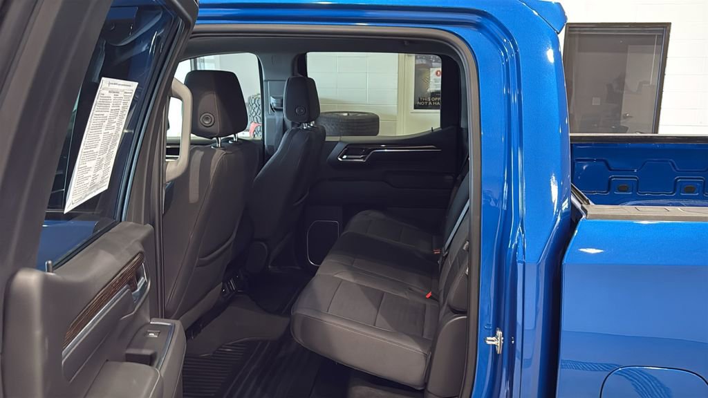 Used 2022 GMC Sierra 1500 Elevation image 18