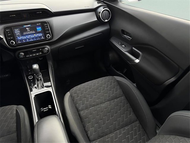 Used 2021 Nissan Kicks SV image 10