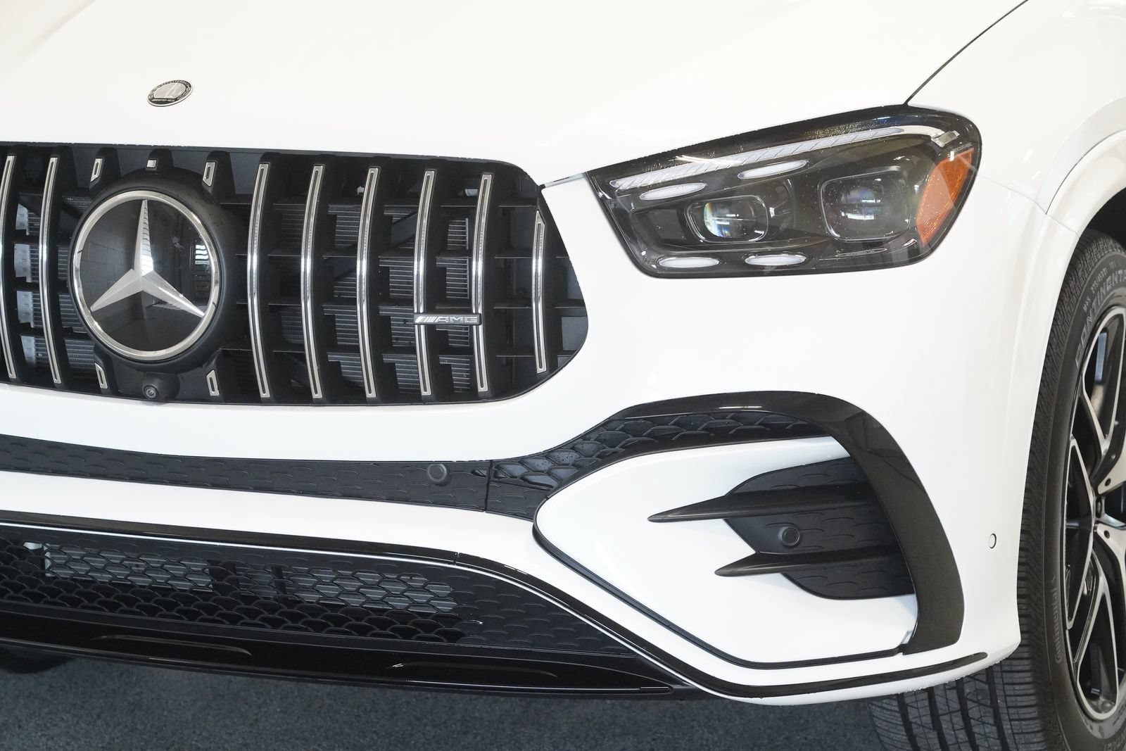 Certified 2026 Mercedes-Benz GLE 53 AMG 4MATIC image 6