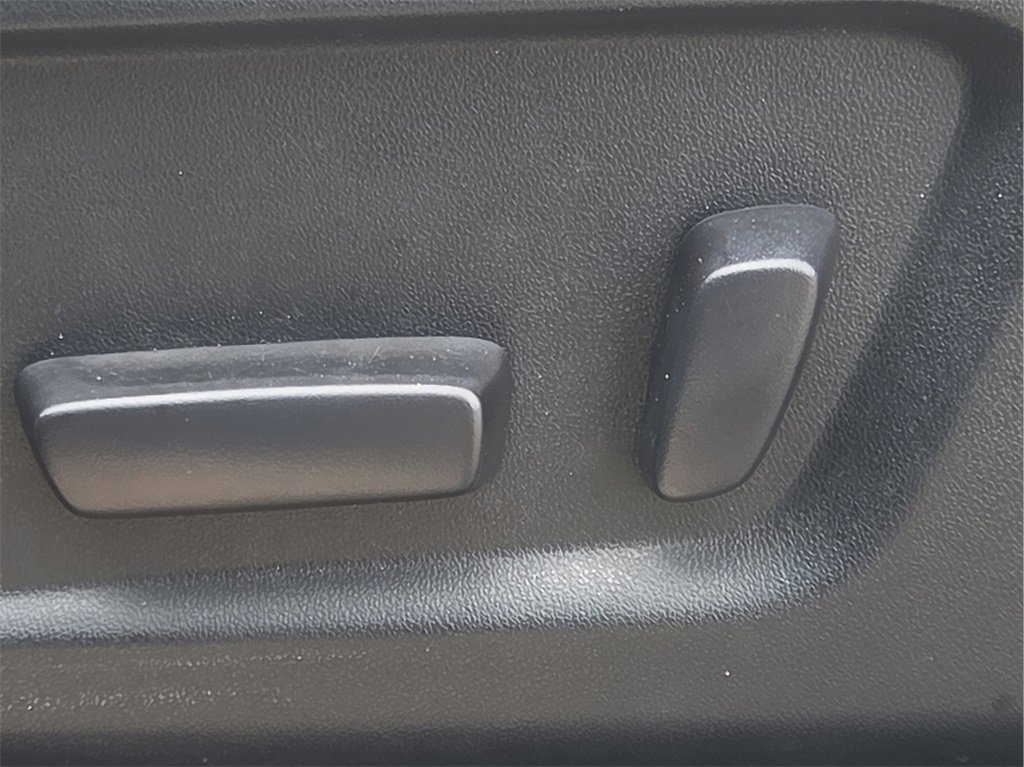 Used 2019 Toyota Tundra SR5 image 17