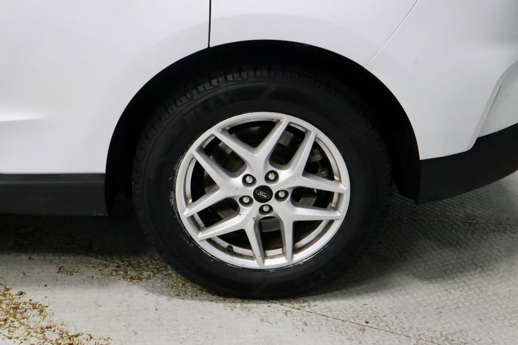 Certified 2024 Ford Edge SEL image 19