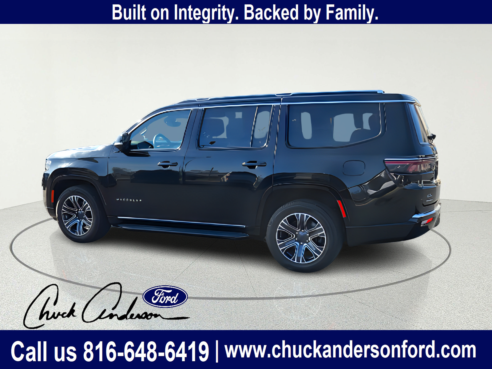 Used 2023 Jeep Wagoneer Series II AWD/4WD image 5