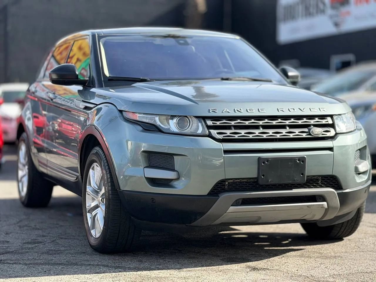 Used 2015 Land Rover Range Rover Evoque Pure image 44