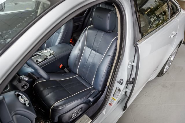 Used 2015 Jaguar XJ L Portfolio image 41