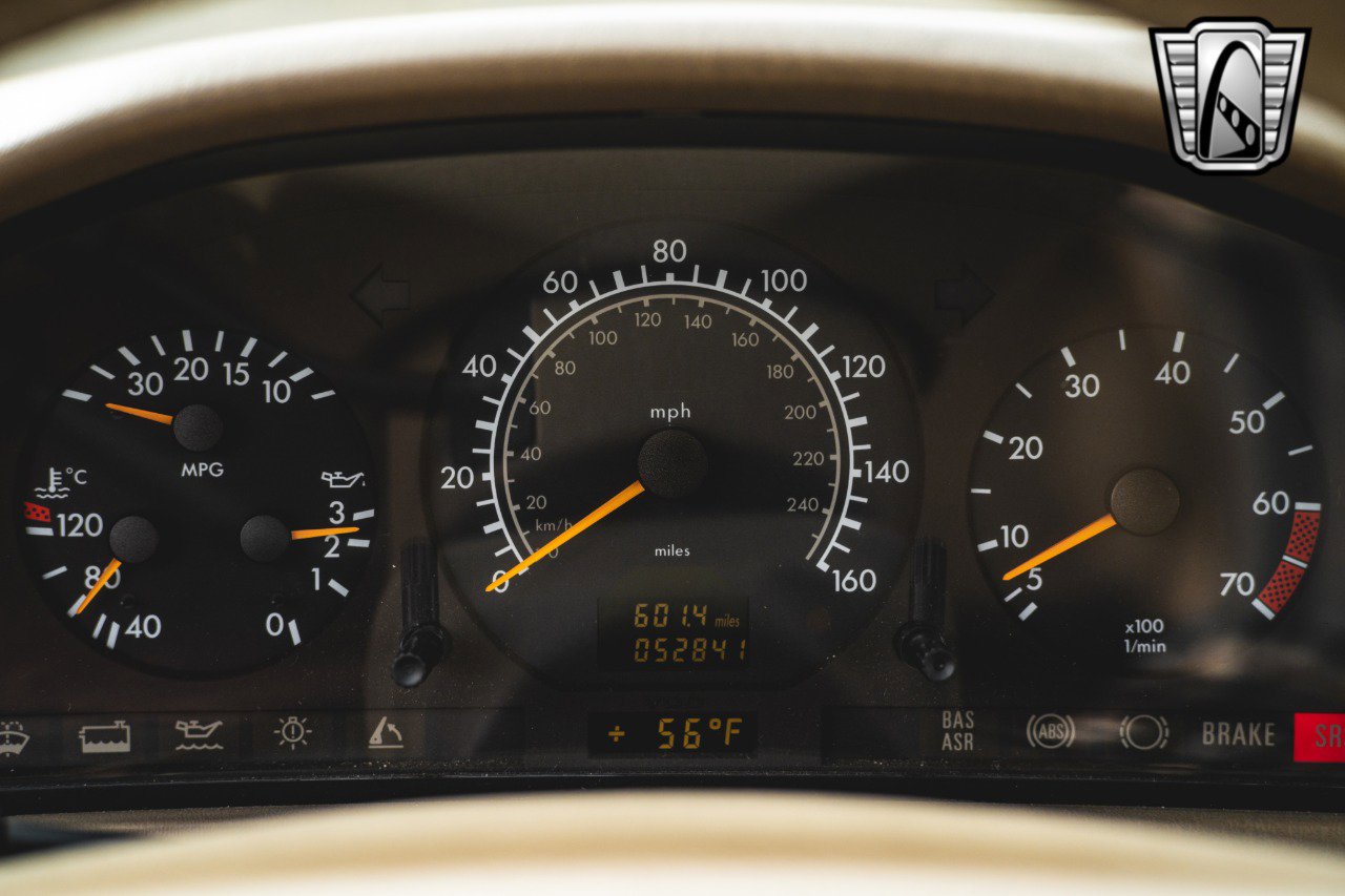 Used 1998 Mercedes-Benz SL 500 image 17