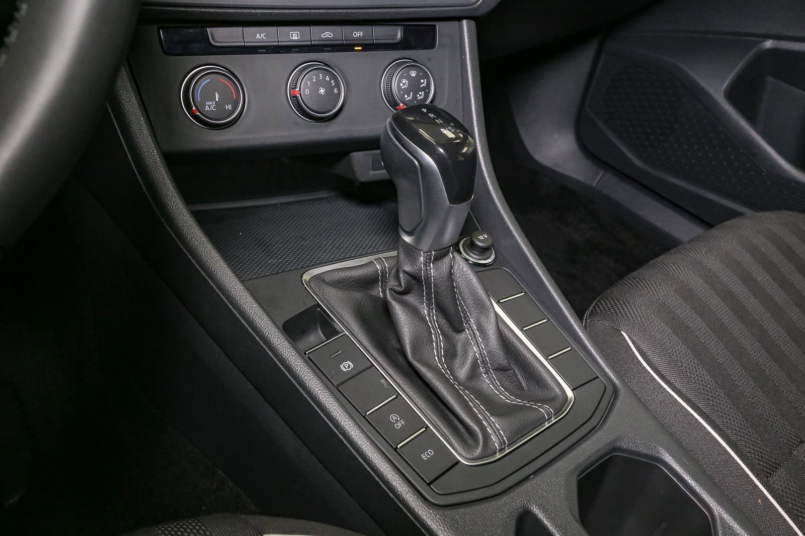 Certified 2023 Volkswagen Jetta Sport image 33