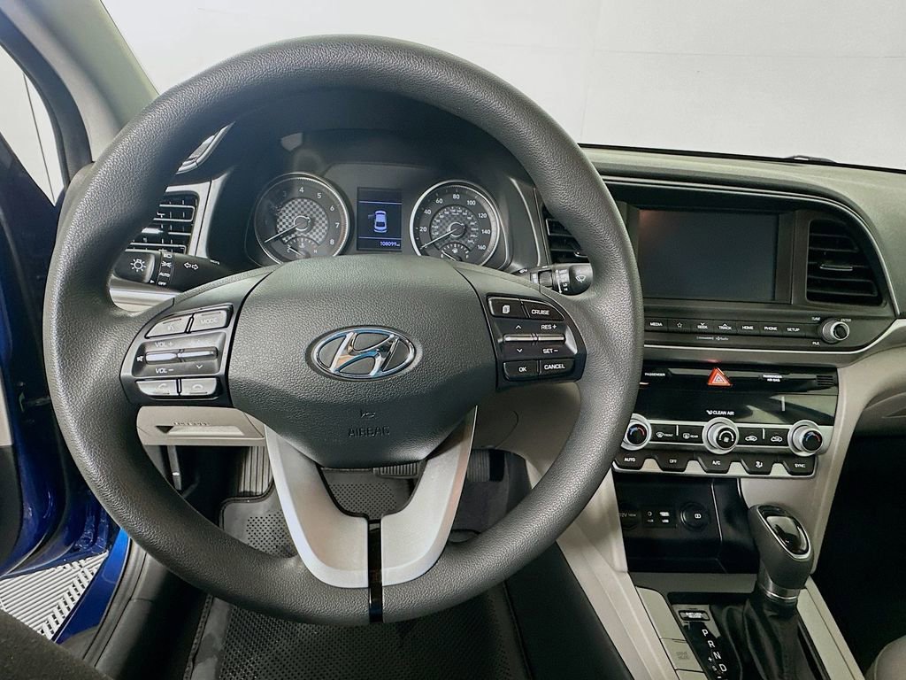 Used 2020 Hyundai Elantra SEL w/ Convenience Package (C2) image 11