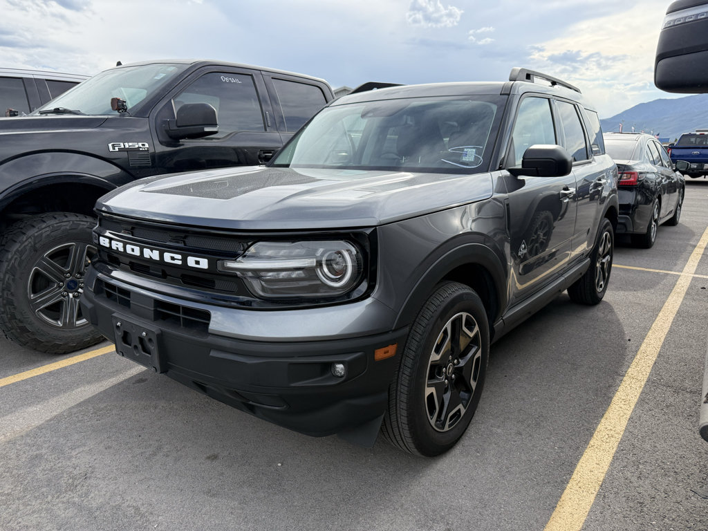 Used 2023 Ford Bronco Sport Outer Banks w/ Tech Package AWD/4WD image 1
