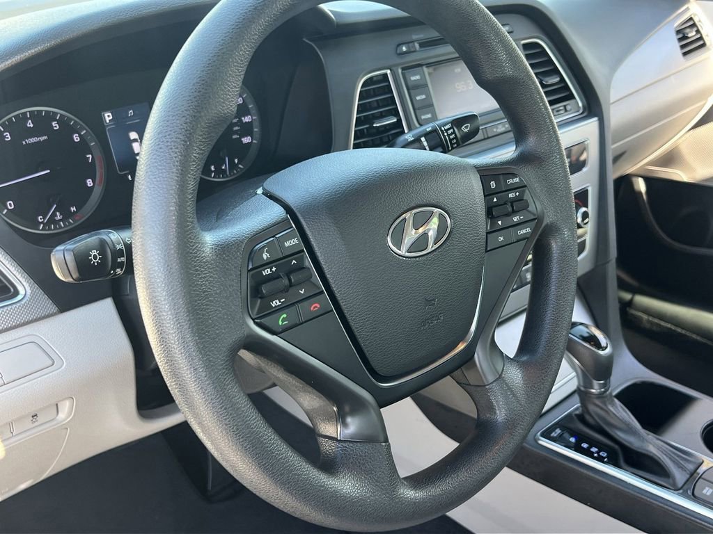 Used 2015 Hyundai Sonata SE w/ Option Group 09 image 21