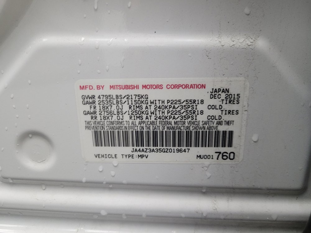 Used 2016 Mitsubishi Outlander SE AWD/4WD image 33