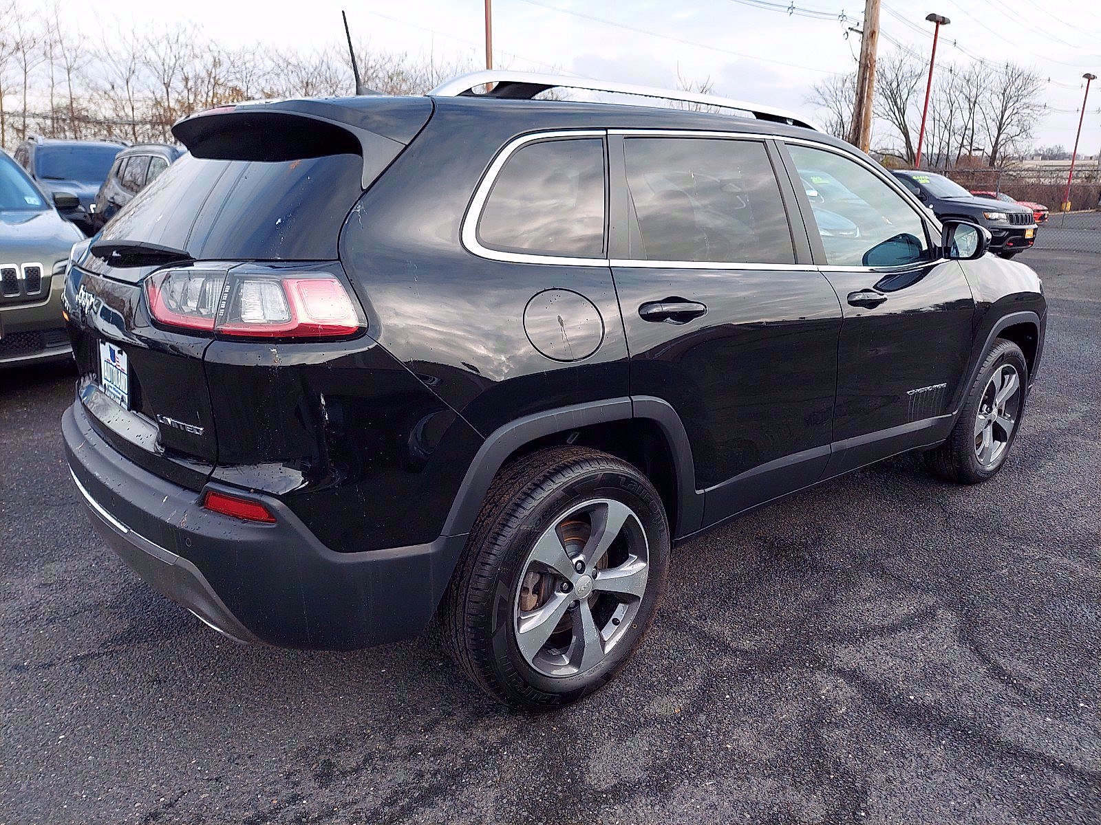 Certified 2019 Jeep Cherokee Limited image 7