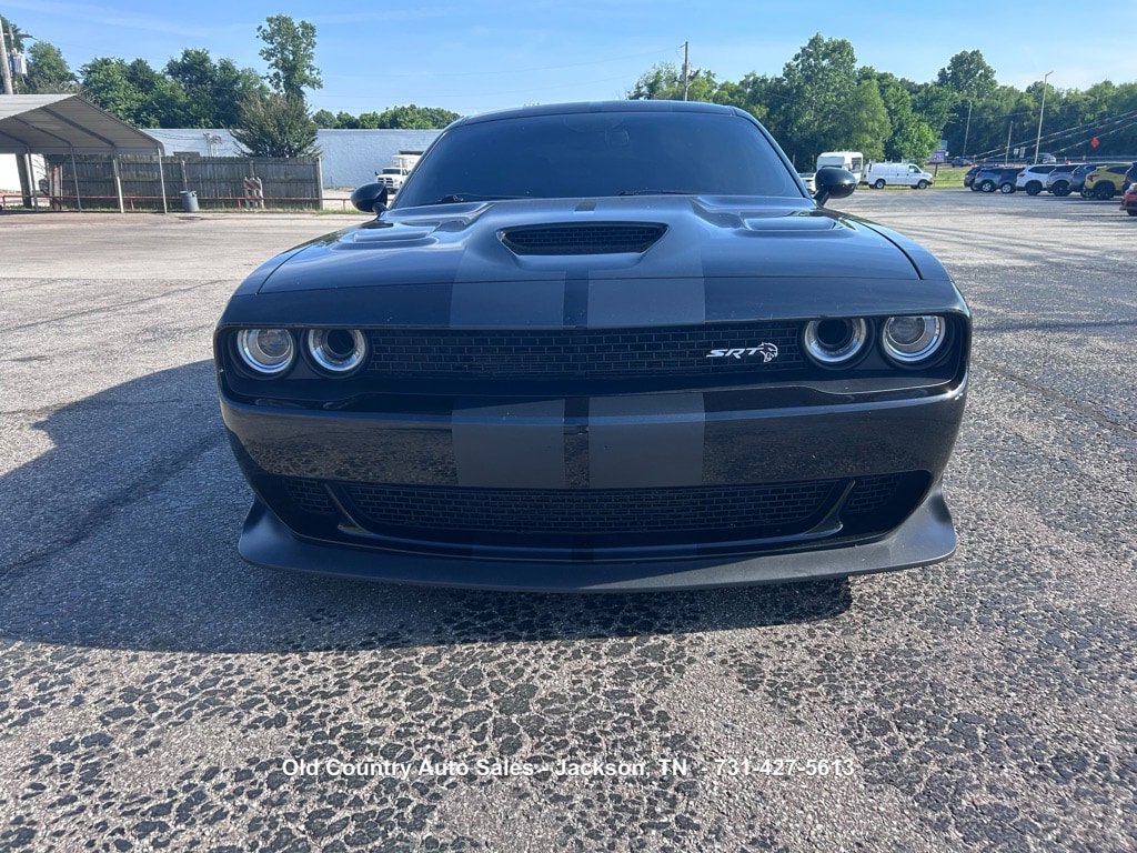 Used 2018 Dodge Challenger SRT Hellcat RWD image 2