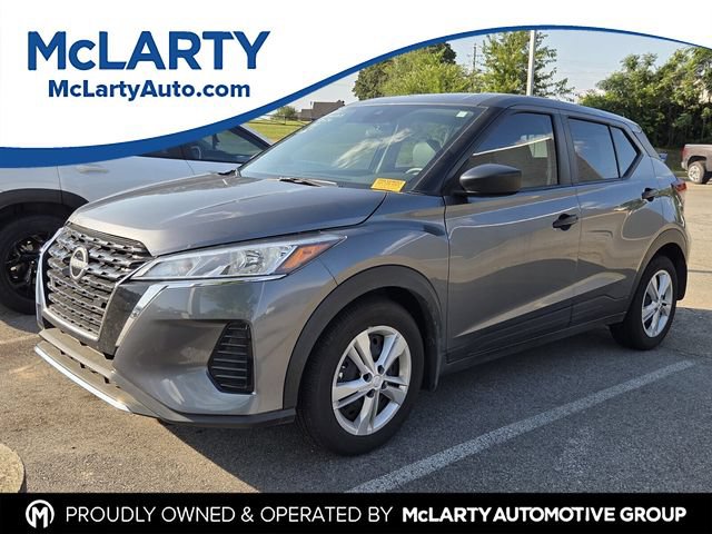 Used 2025 Nissan Kicks Play S FWD image 1
