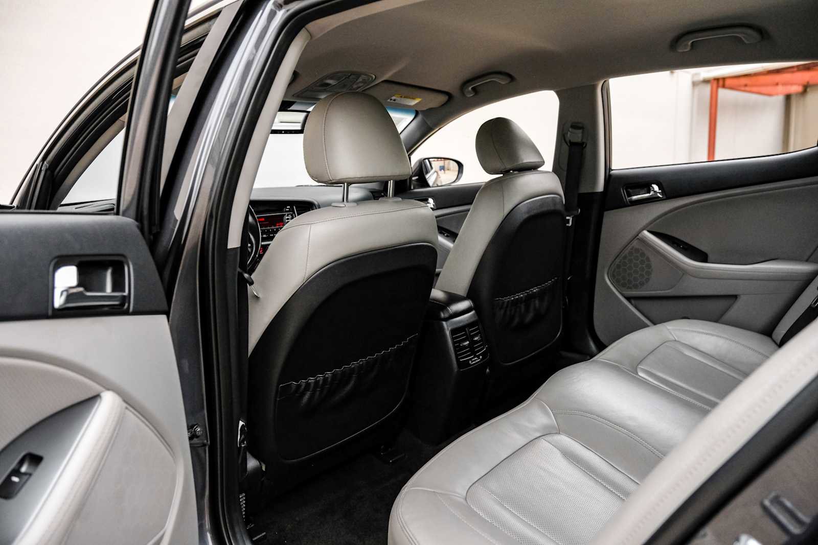 Used 2011 Kia Optima EX image 35