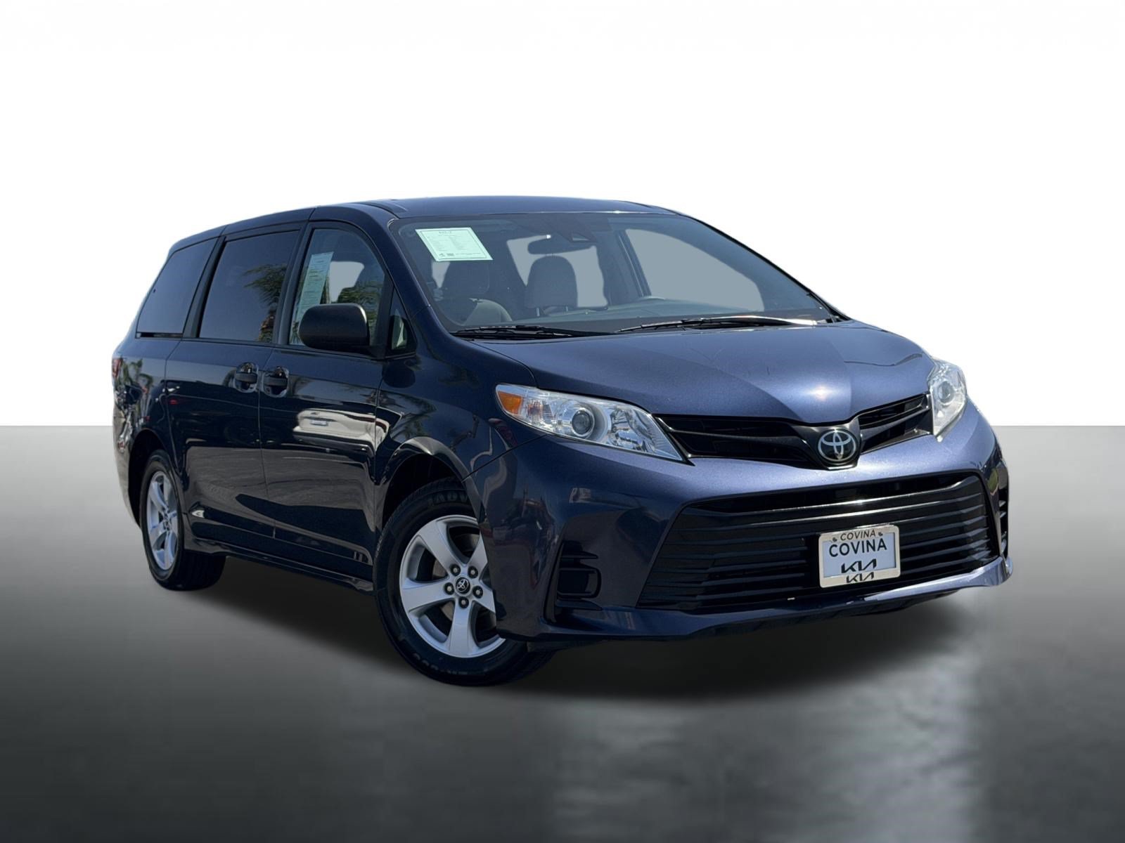 Used 2019 Toyota Sienna L FWD image 1