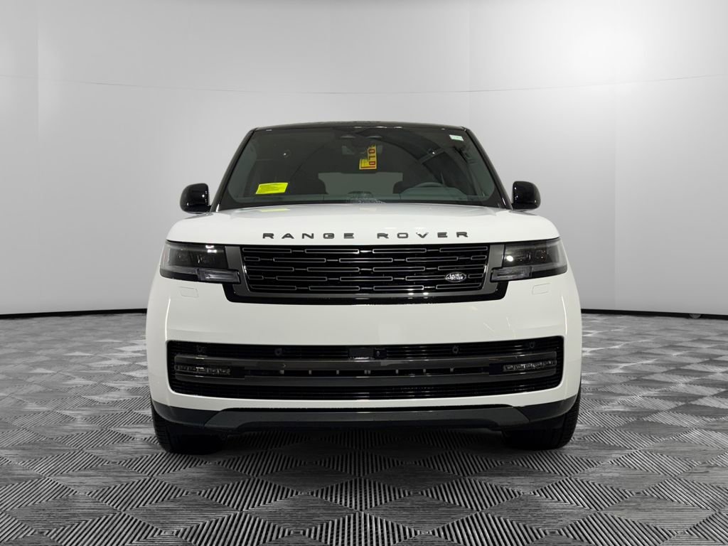 New 2025 Land Rover Range Rover SE image 8