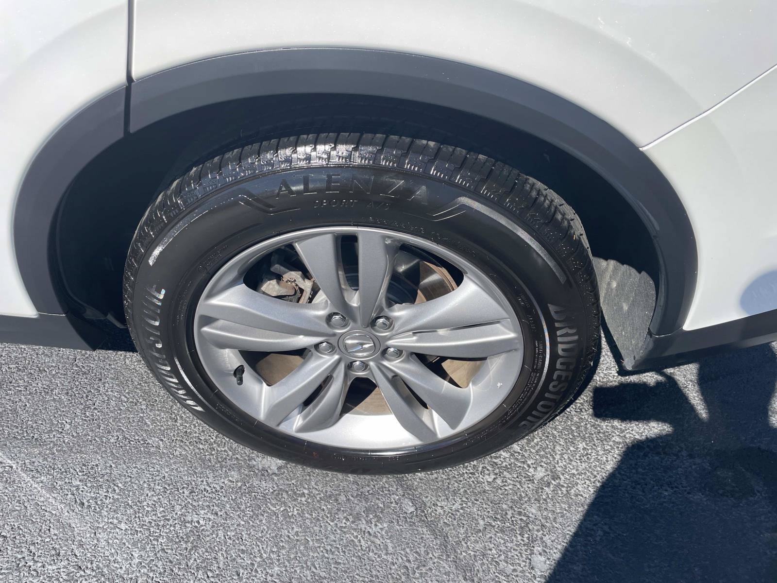 Used 2025 Acura MDX SH-AWD image 13