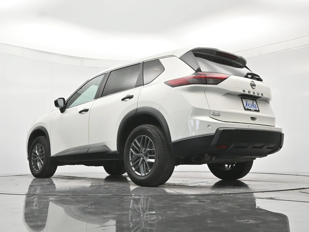 Used 2024 Nissan Rogue S FWD image 42