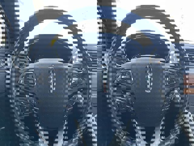 Used 2019 Lincoln MKC Reserve image 27