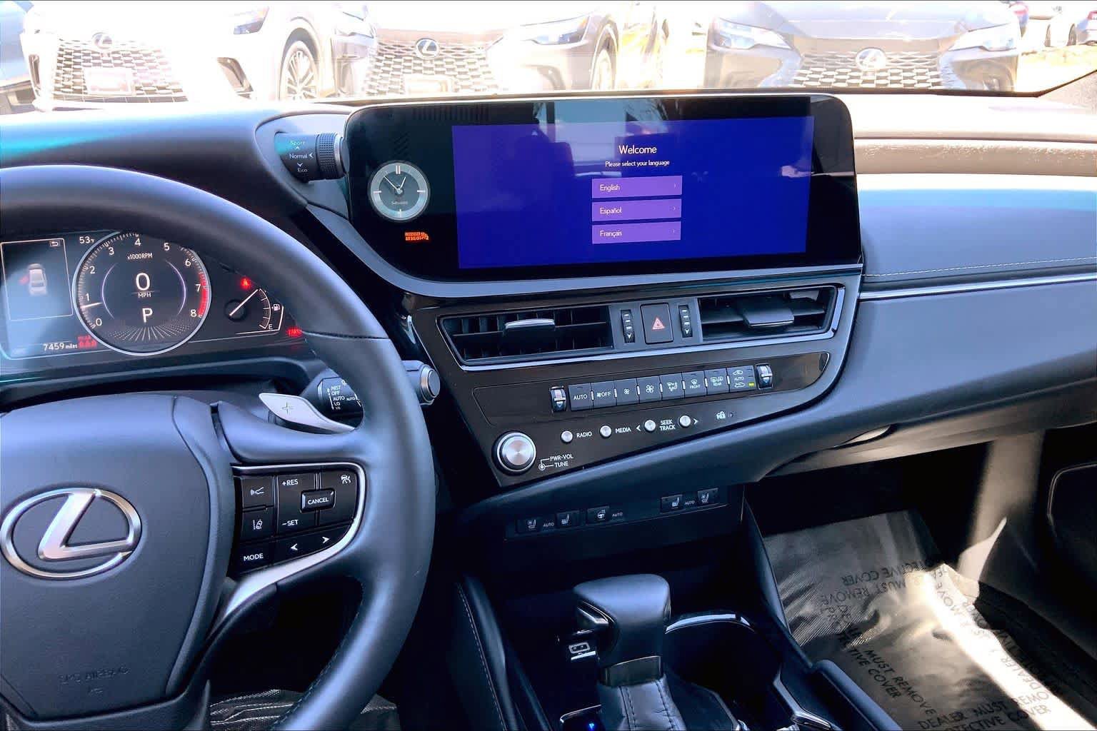 Certified 2025 Lexus ES 350 w/ Premium Package image 7