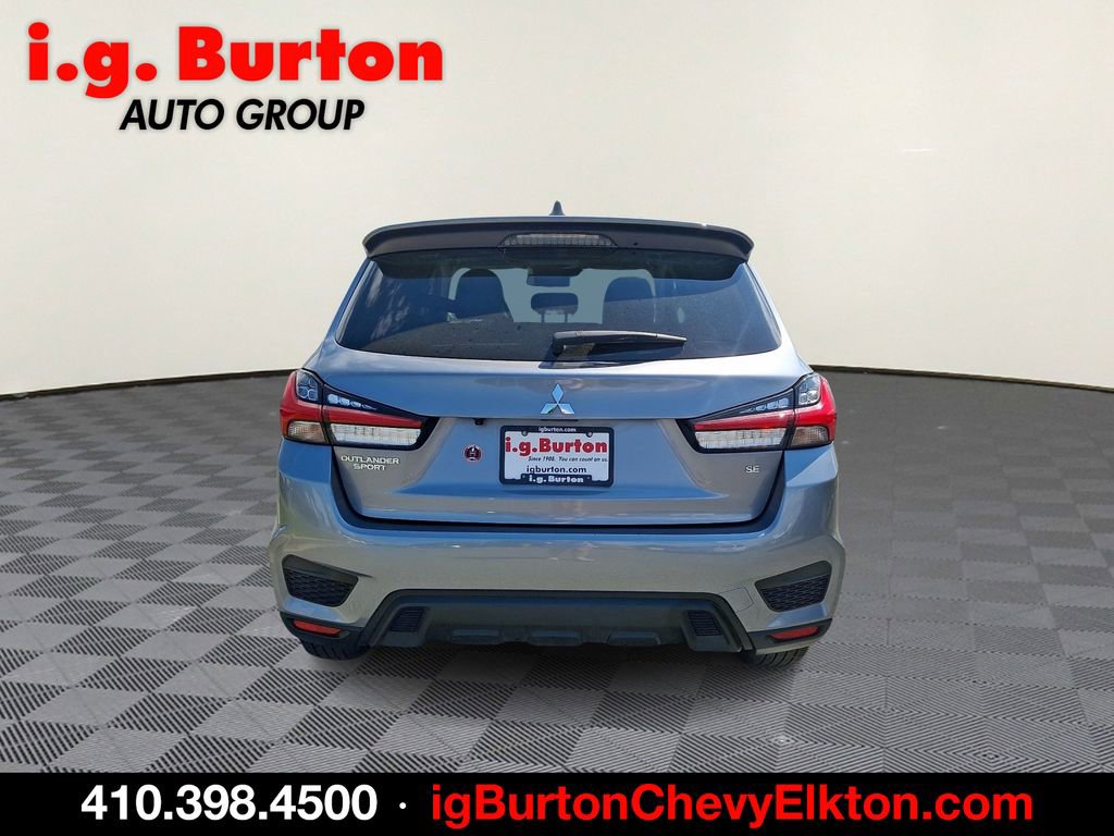 Used 2023 Mitsubishi Outlander Sport ES AWD/4WD image 5