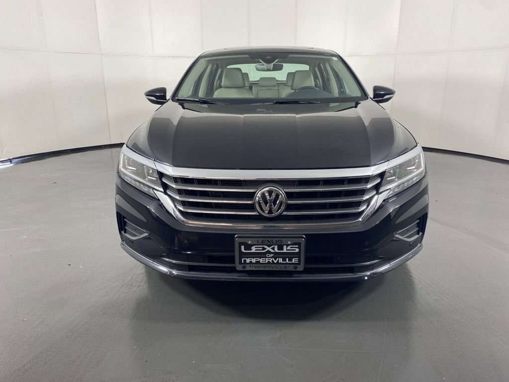 Used 2020 Volkswagen Passat 2.0T SEL image 5