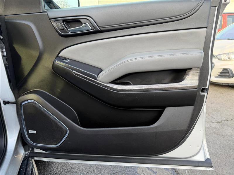 Used 2019 Chevrolet Suburban LT image 18