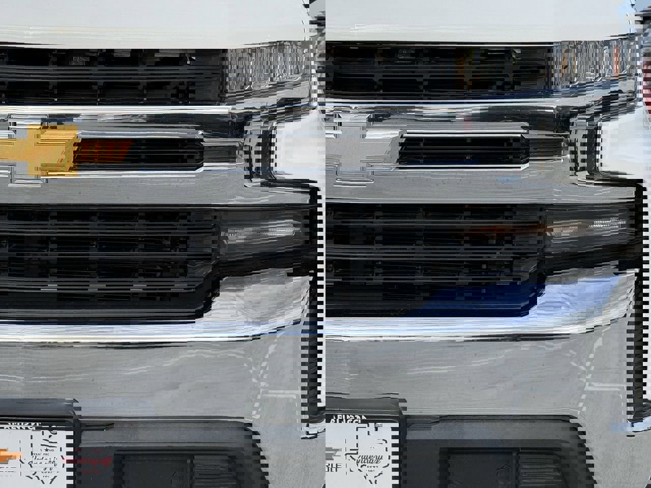 Used 2019 Chevrolet Silverado 1500 LT w/ Texas Edition image 9