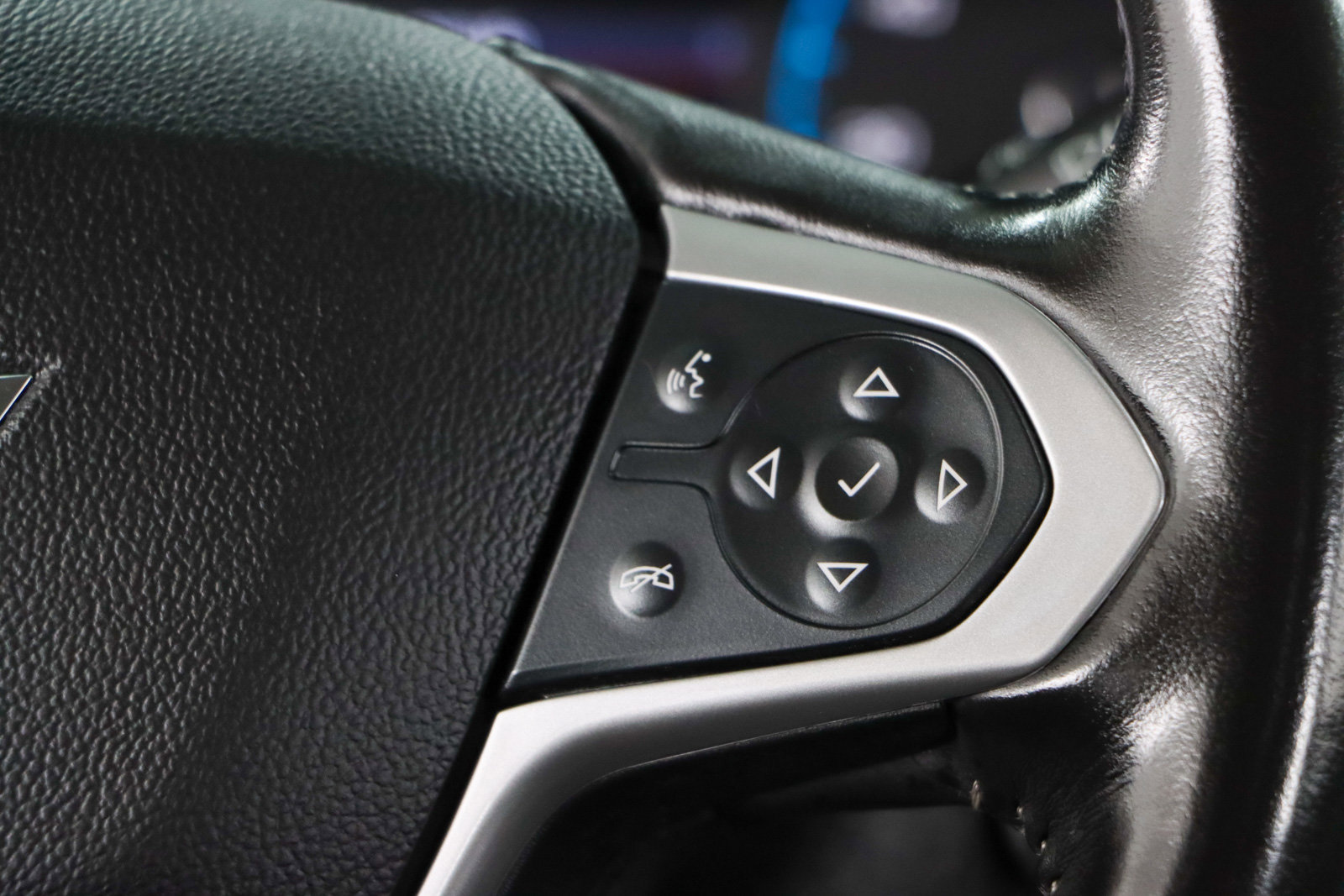 Used 2022 Chevrolet Colorado LT w/ Luxury Package image 15