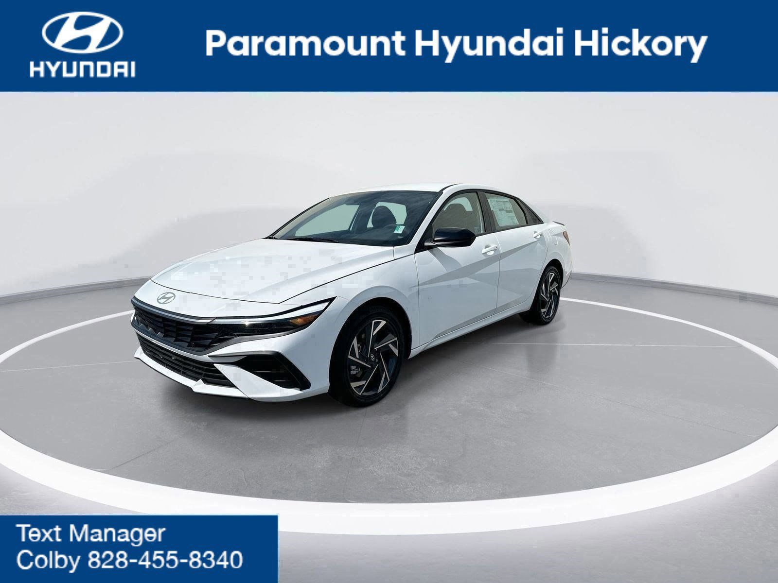 New 2025 Hyundai Elantra SEL FWD image 4