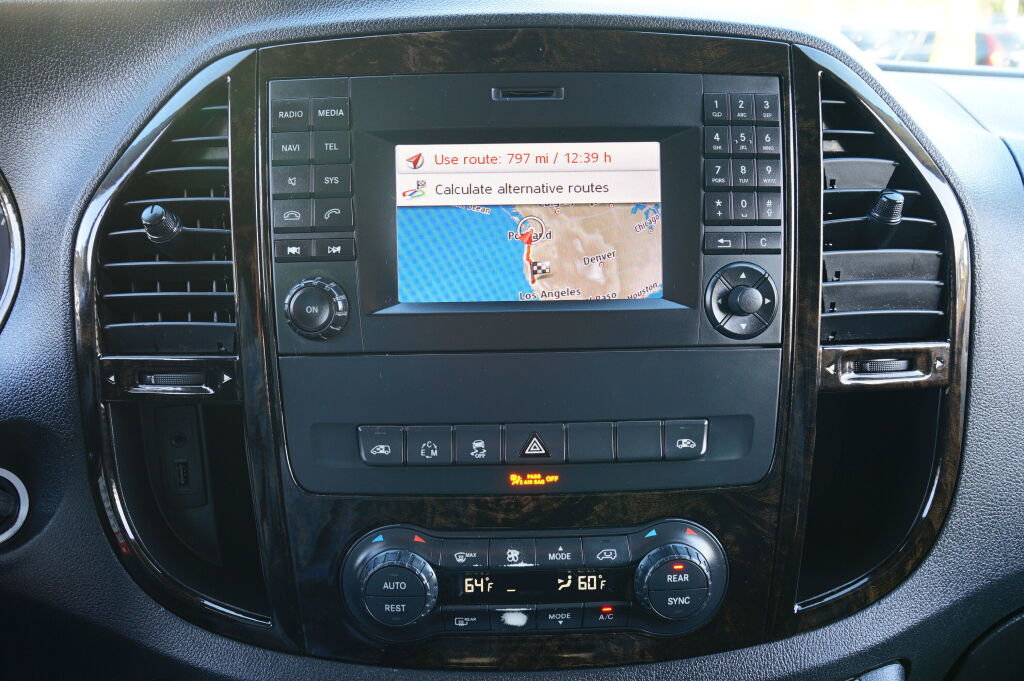 Used 2016 Mercedes-Benz Metris Passenger image 22