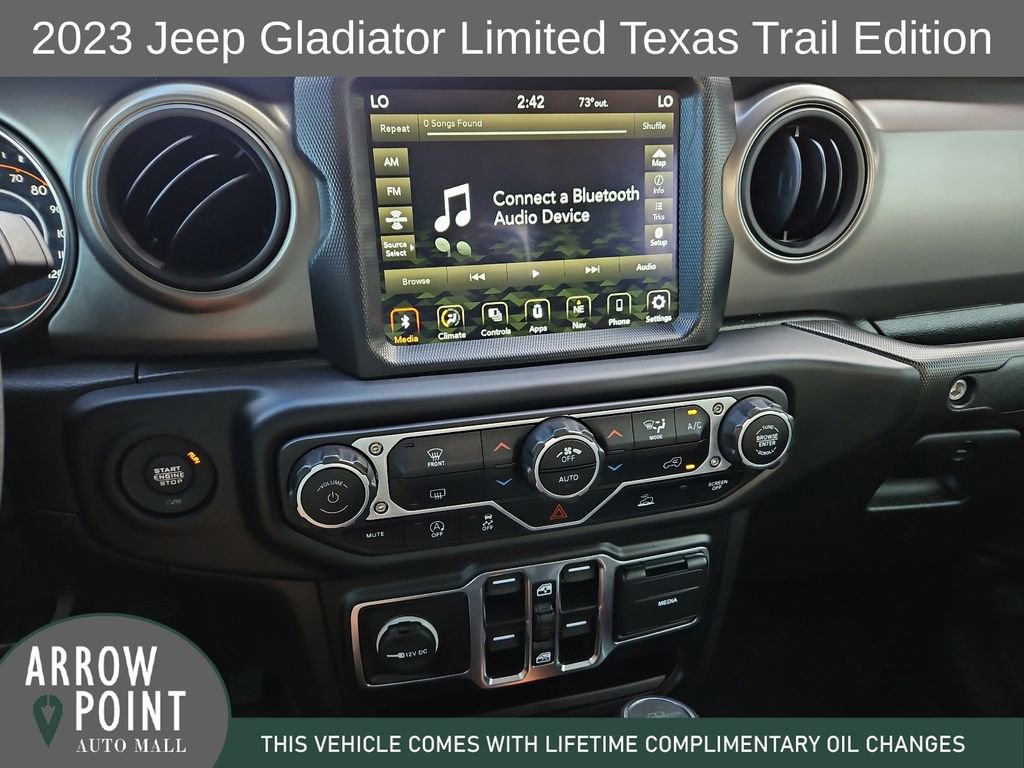 Used 2023 Jeep Gladiator Sport image 25