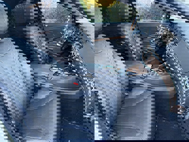 Used 2015 Mercedes-Benz S 550 Sedan image 22