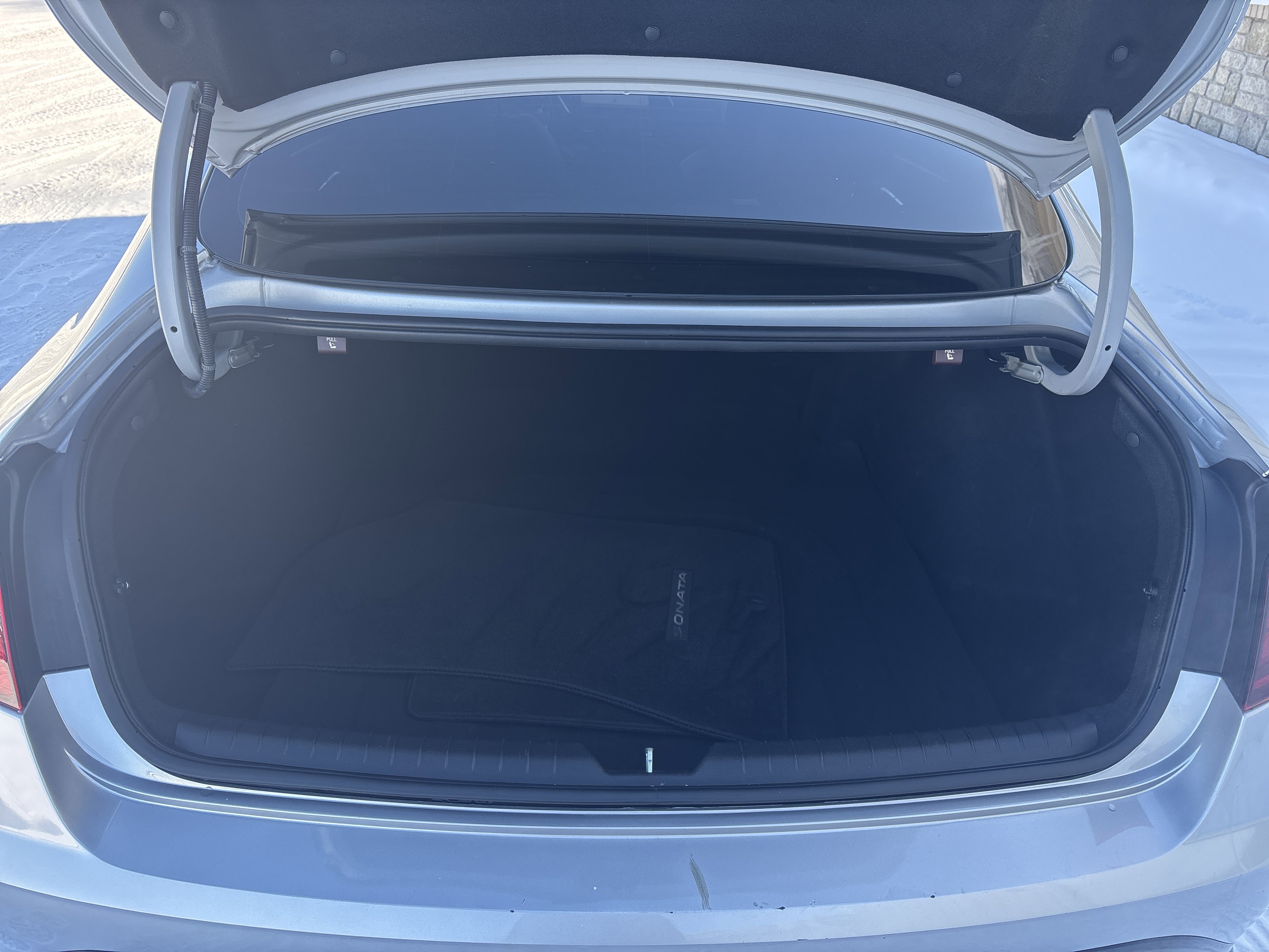 Used 2022 Hyundai Sonata SEL Plus w/ Cargo Package image 8