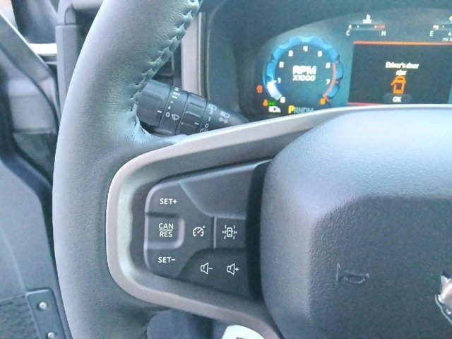 New 2025 Ford Bronco Badlands w/ Sasquatch Package image 17