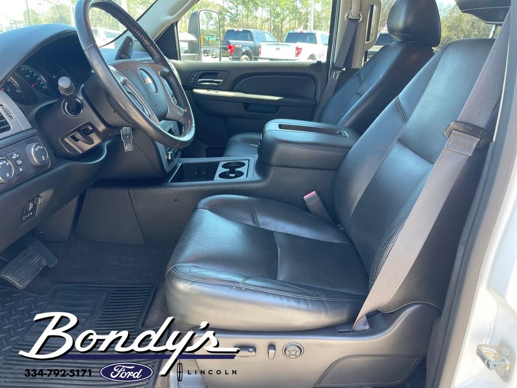 Used 2014 Chevrolet Silverado 3500 LTZ w/ LTZ Plus Package image 10
