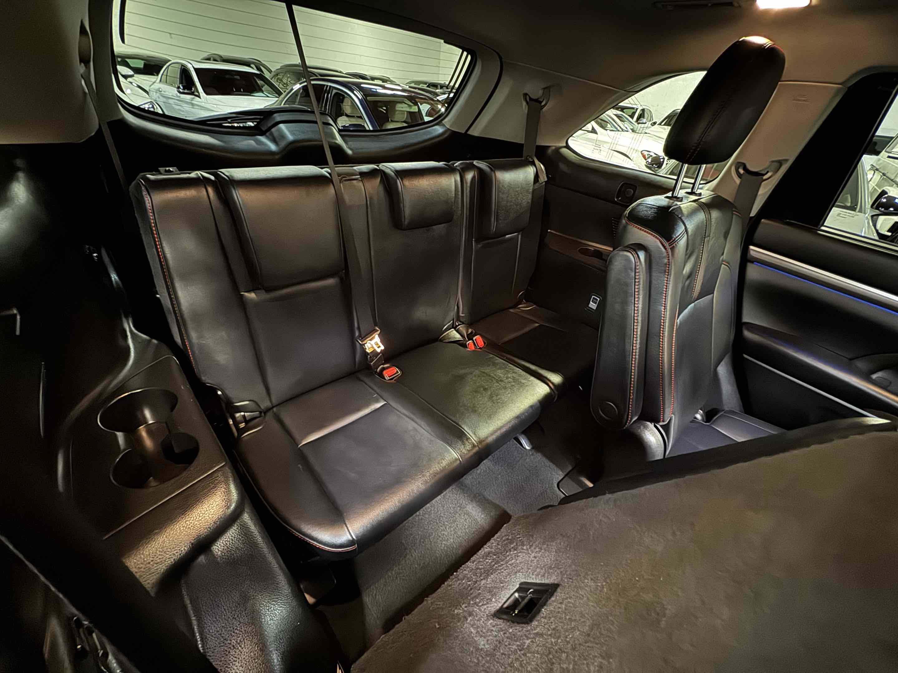 Used 2019 Toyota Highlander XLE image 8