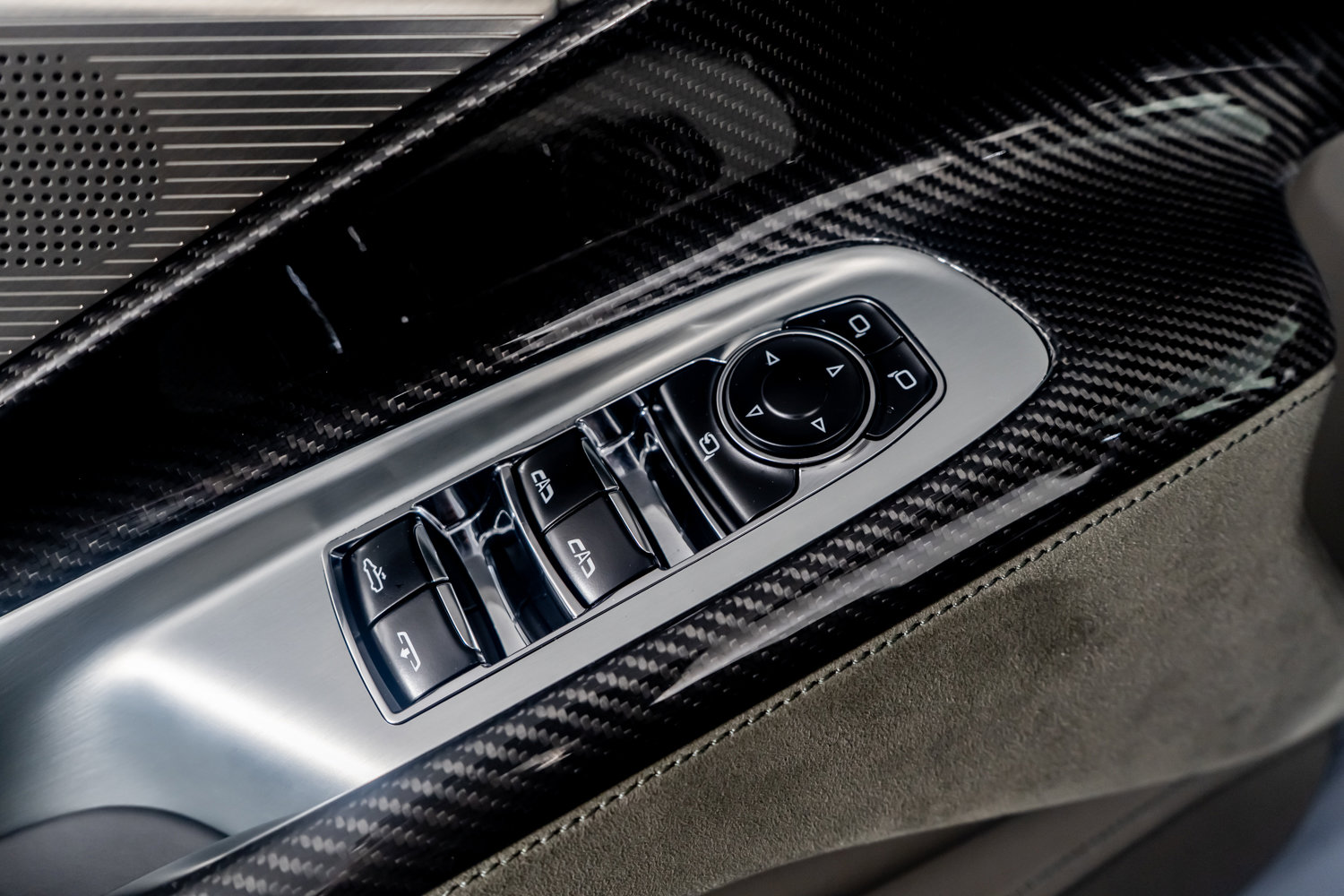 Used 2025 Chevrolet Corvette Z06 image 38