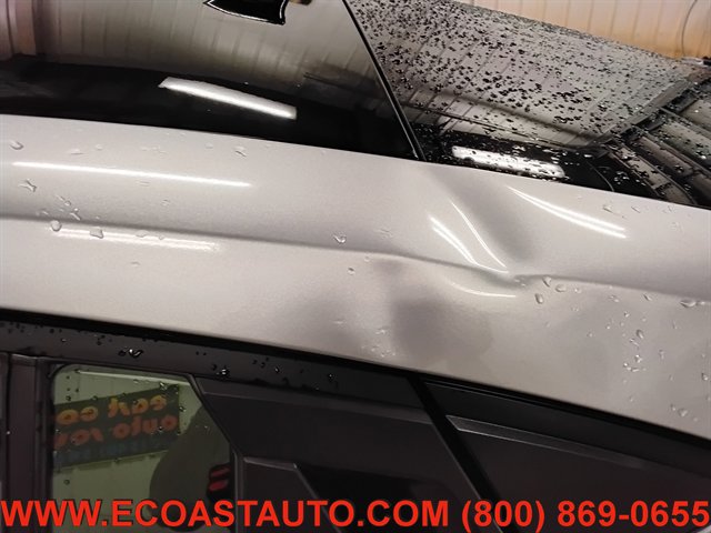 Used 2024 Toyota Prius XLE AWD/4WD image 16
