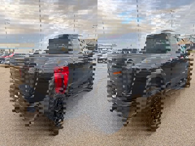 Used 2020 GMC Sierra 3500 AT4 w/ AT4 Premium Package image 3