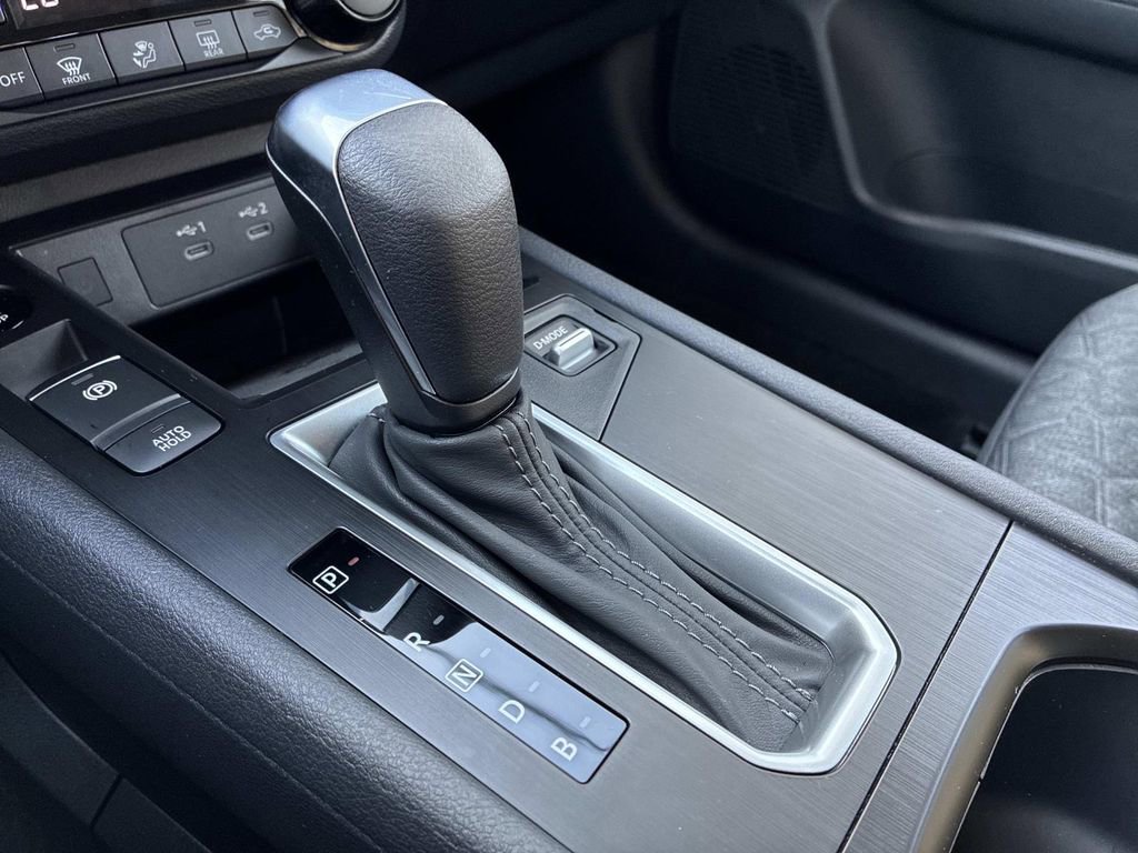 Used 2026 Nissan Kicks SV w/ Cold Weather Package image 27