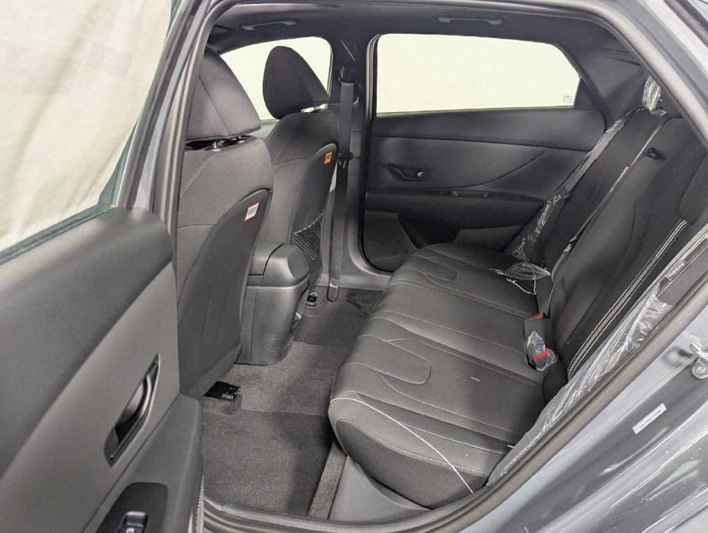 New 2026 Hyundai Elantra SEL Sport Premium FWD image 23