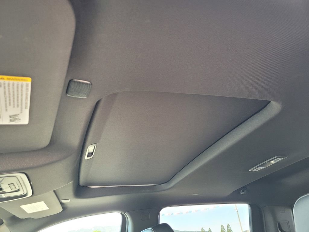 New 2026 GMC Sierra 2500 AT4 w/ AT4 Premium Plus Package AWD/4WD image 14