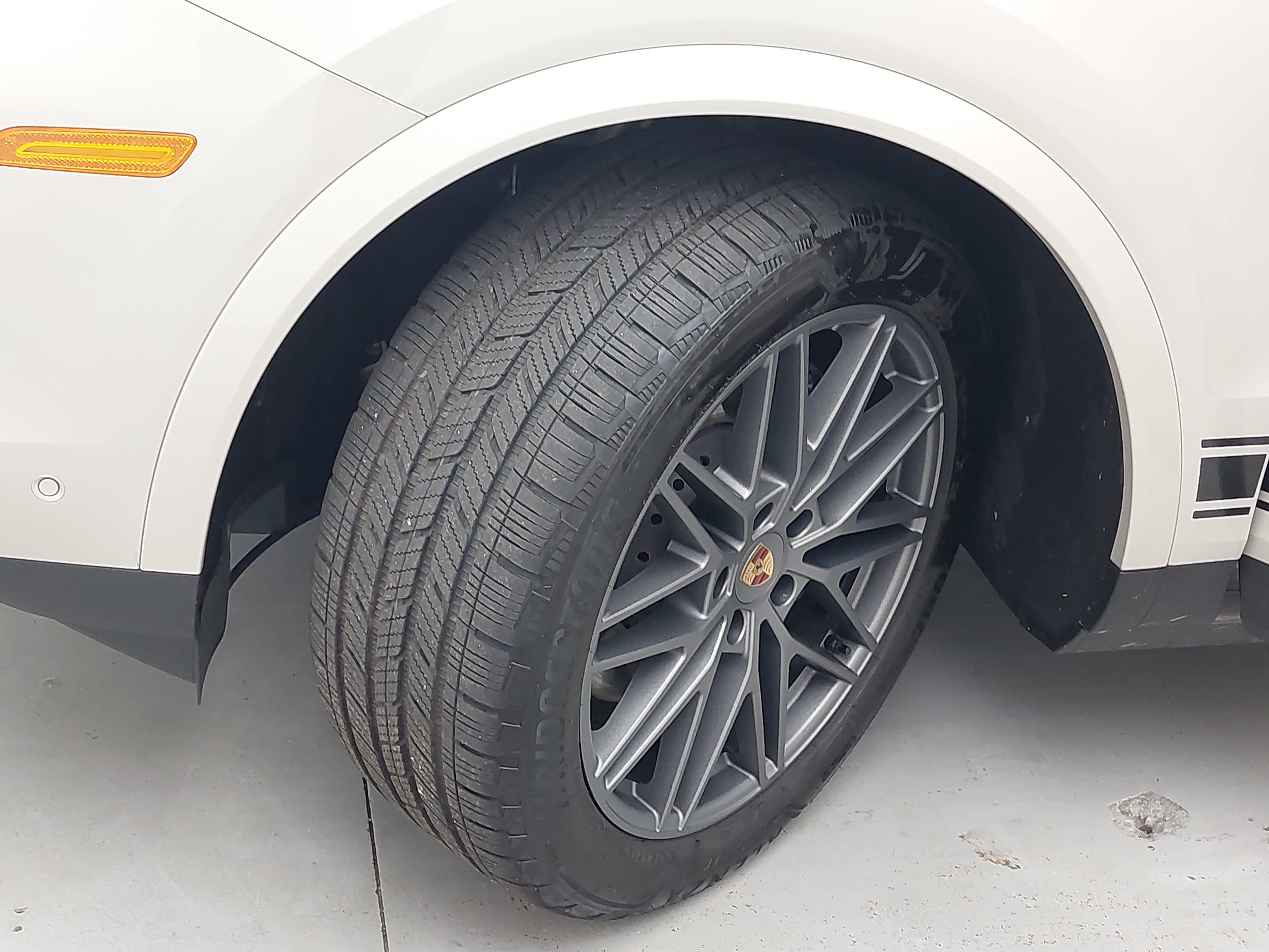 Certified 2026 Porsche Cayenne AWD/4WD image 35