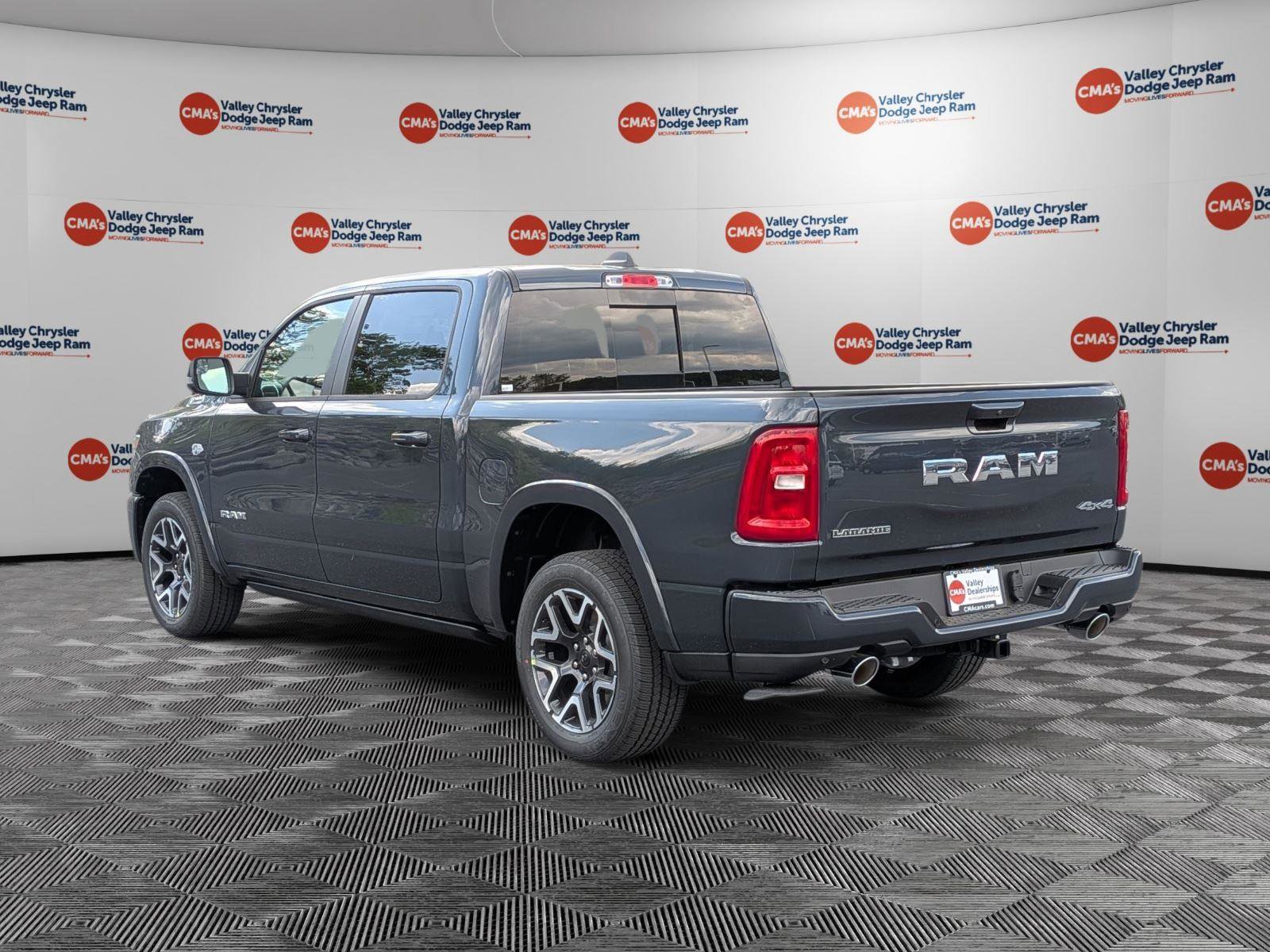 New 2026 RAM 1500 Laramie AWD/4WD image 7