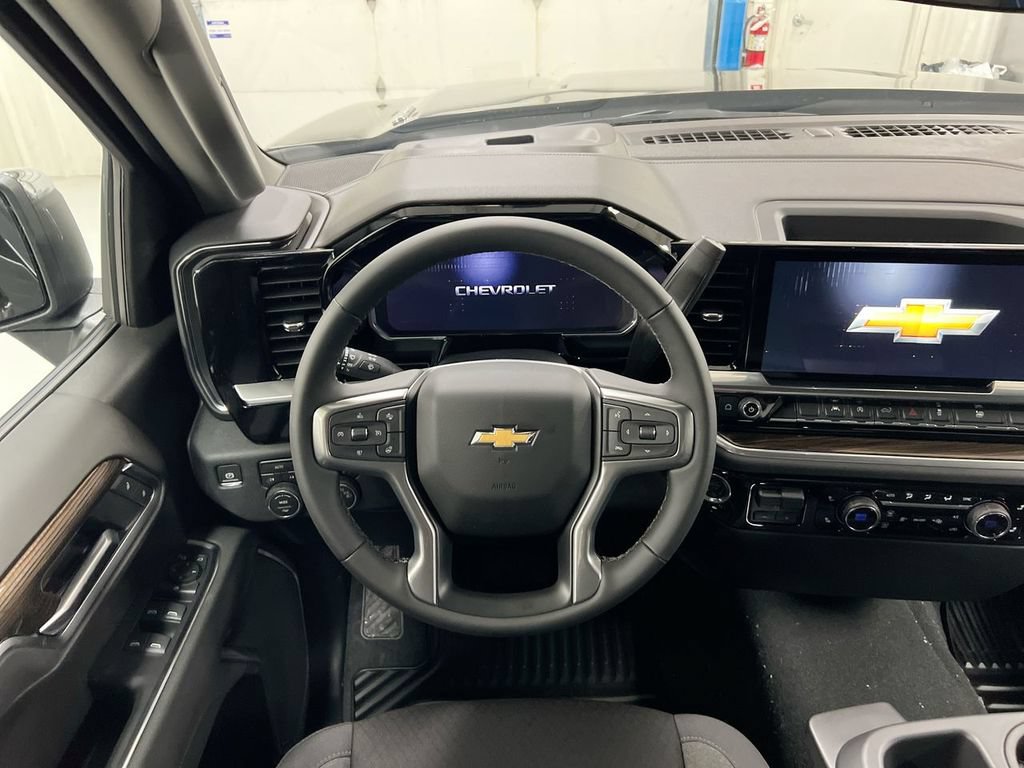 New 2026 Chevrolet Silverado 1500 LT AWD/4WD image 11