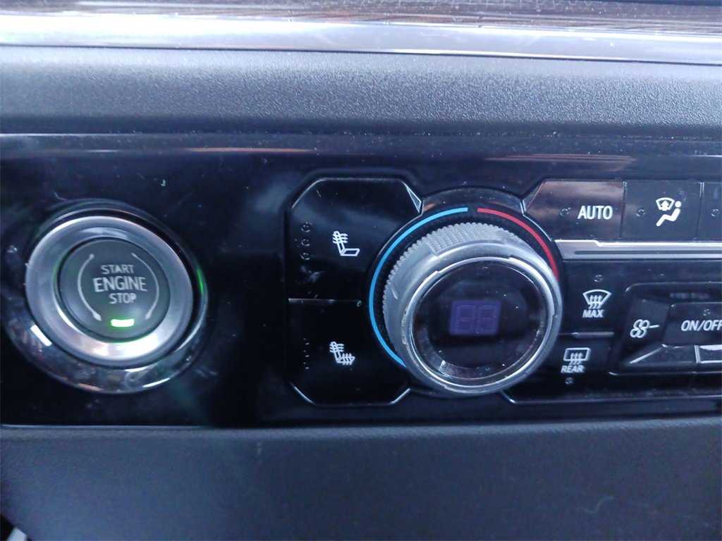 Used 2023 Chevrolet Silverado 1500 RST image 25