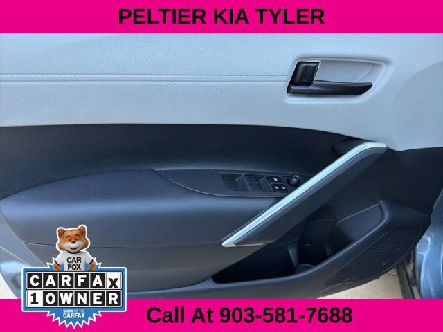 Used 2023 Toyota Corolla Cross LE image 17