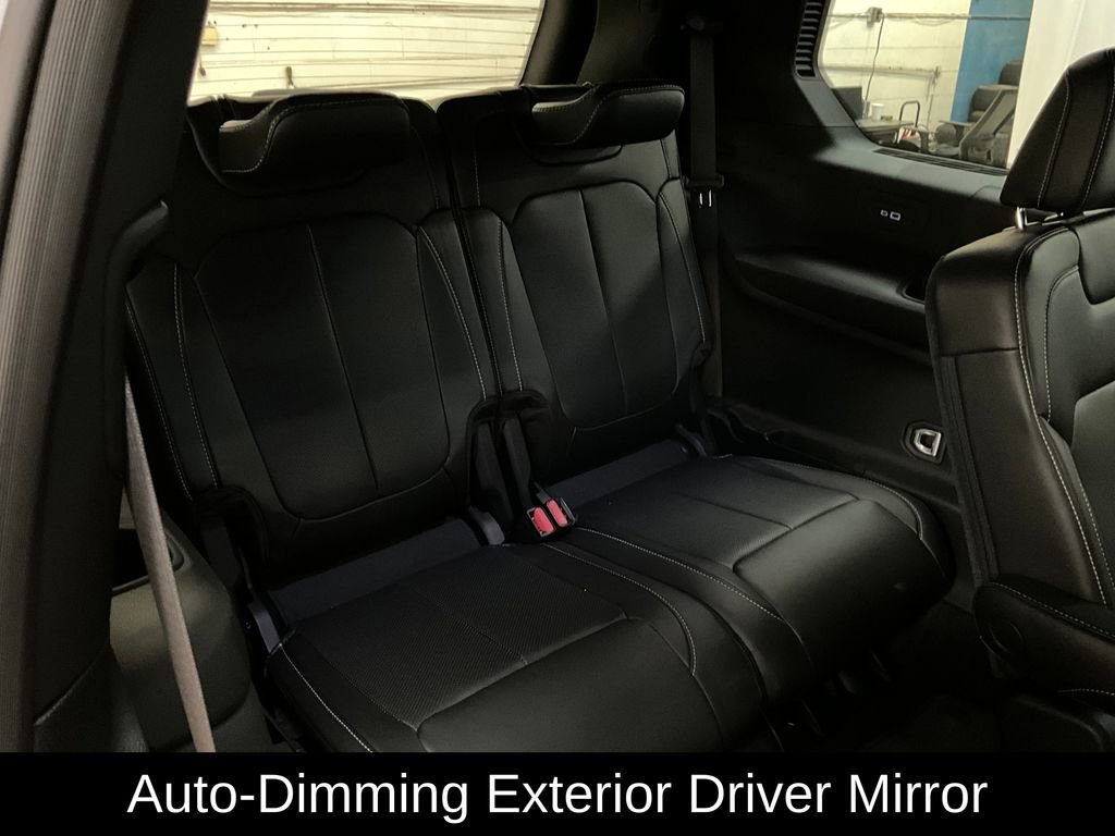 New 2025 Jeep Grand Cherokee L Limited w/ Luxury Tech Group II image 14
