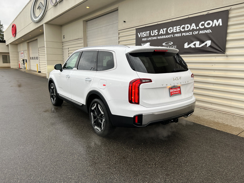 New 2025 Kia Telluride S image 5